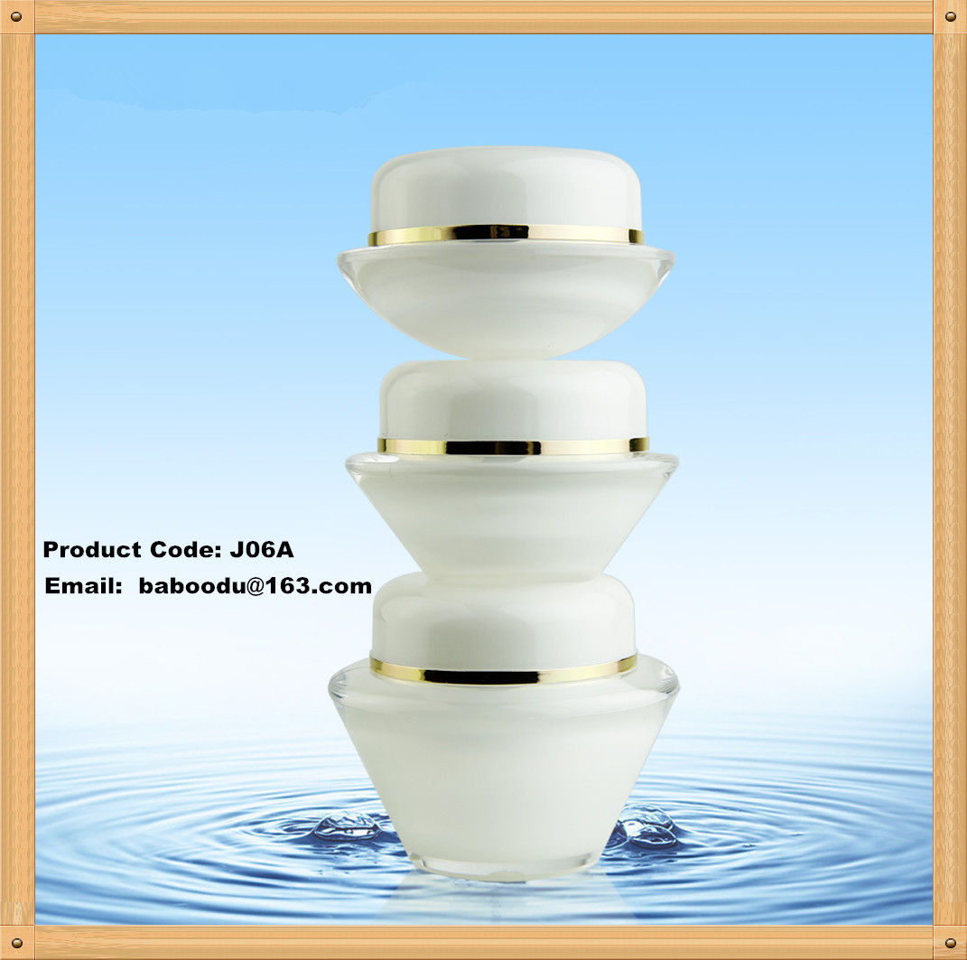 Saucer shape acrylic cream jar